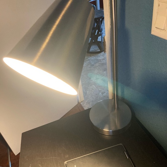 Desktop touch lamp - Picture 6 of 7